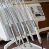 Narzędzia stomatologiczne w gabinecie lekarza